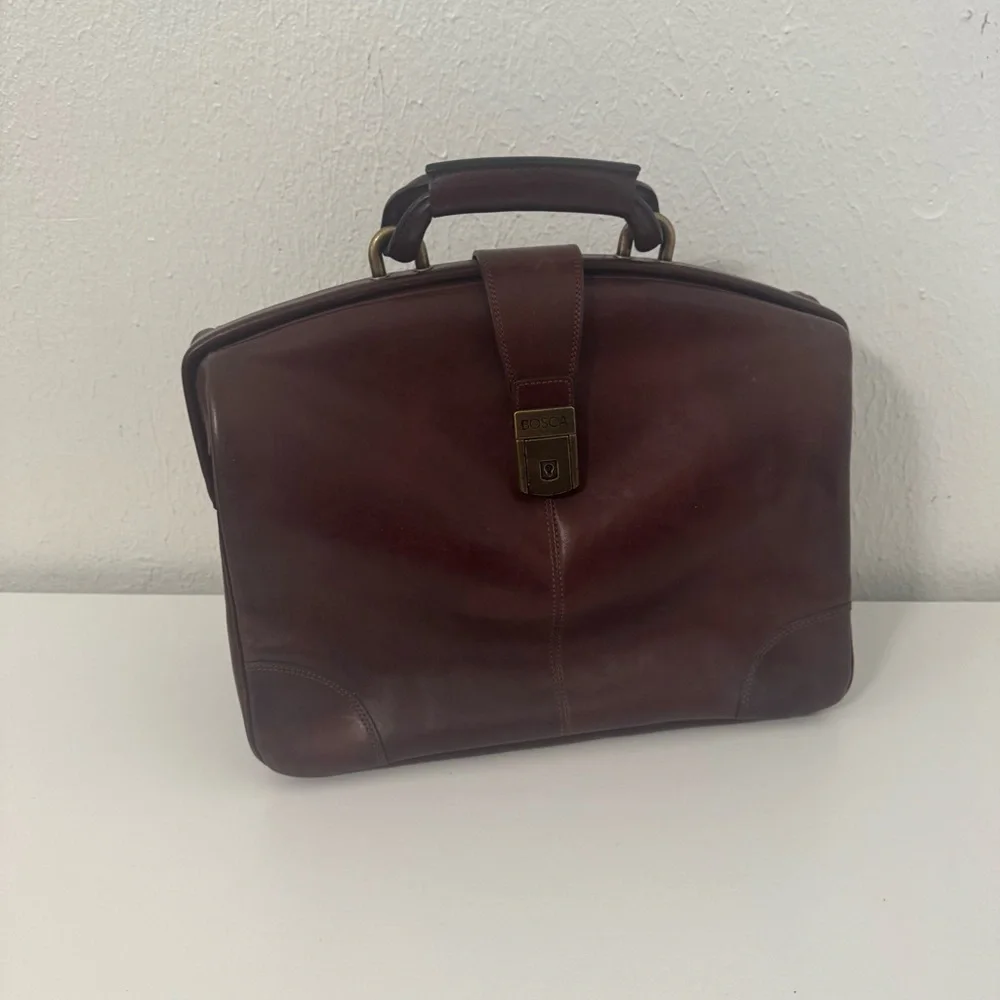 Bosca Dolce Chestnut Brown Leather Briefcase with Top Handle (Key) NWOT Doctors